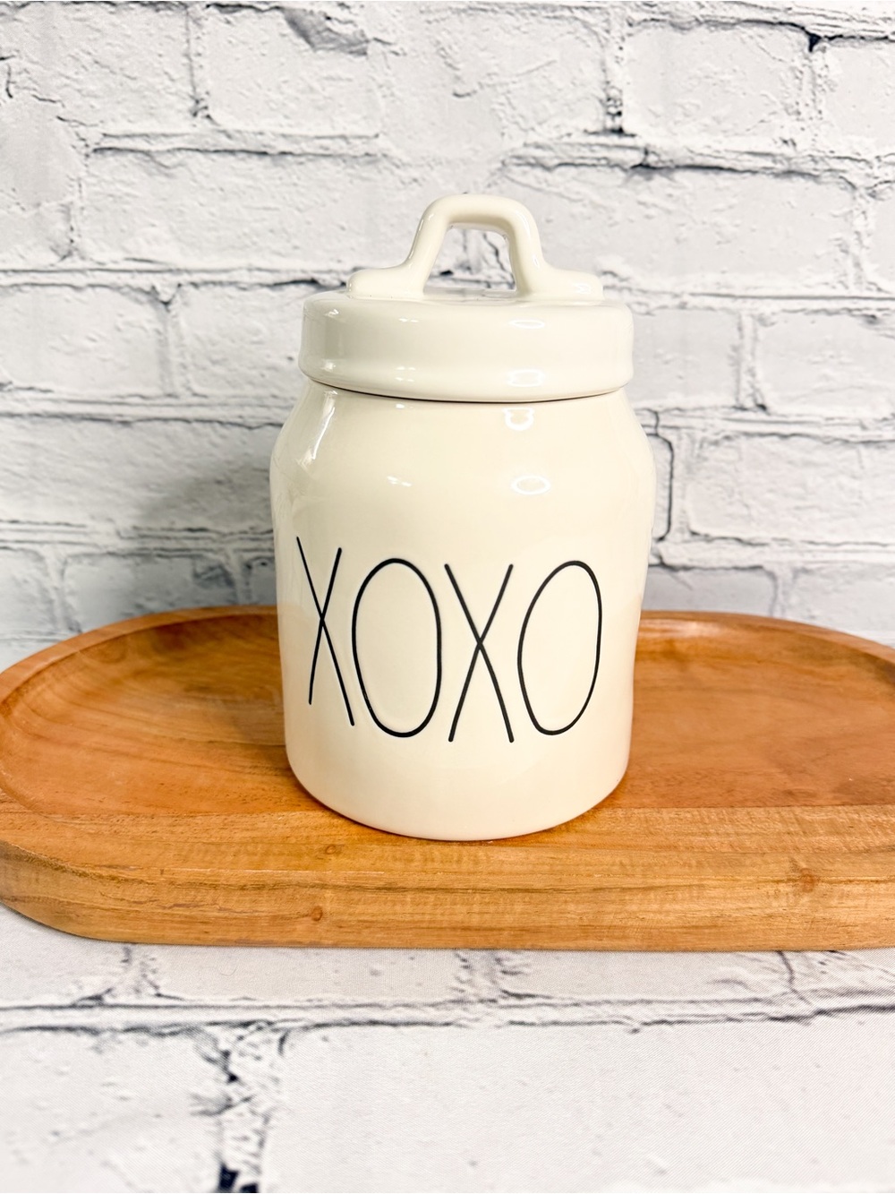 Rae Dunn XOXO Canister